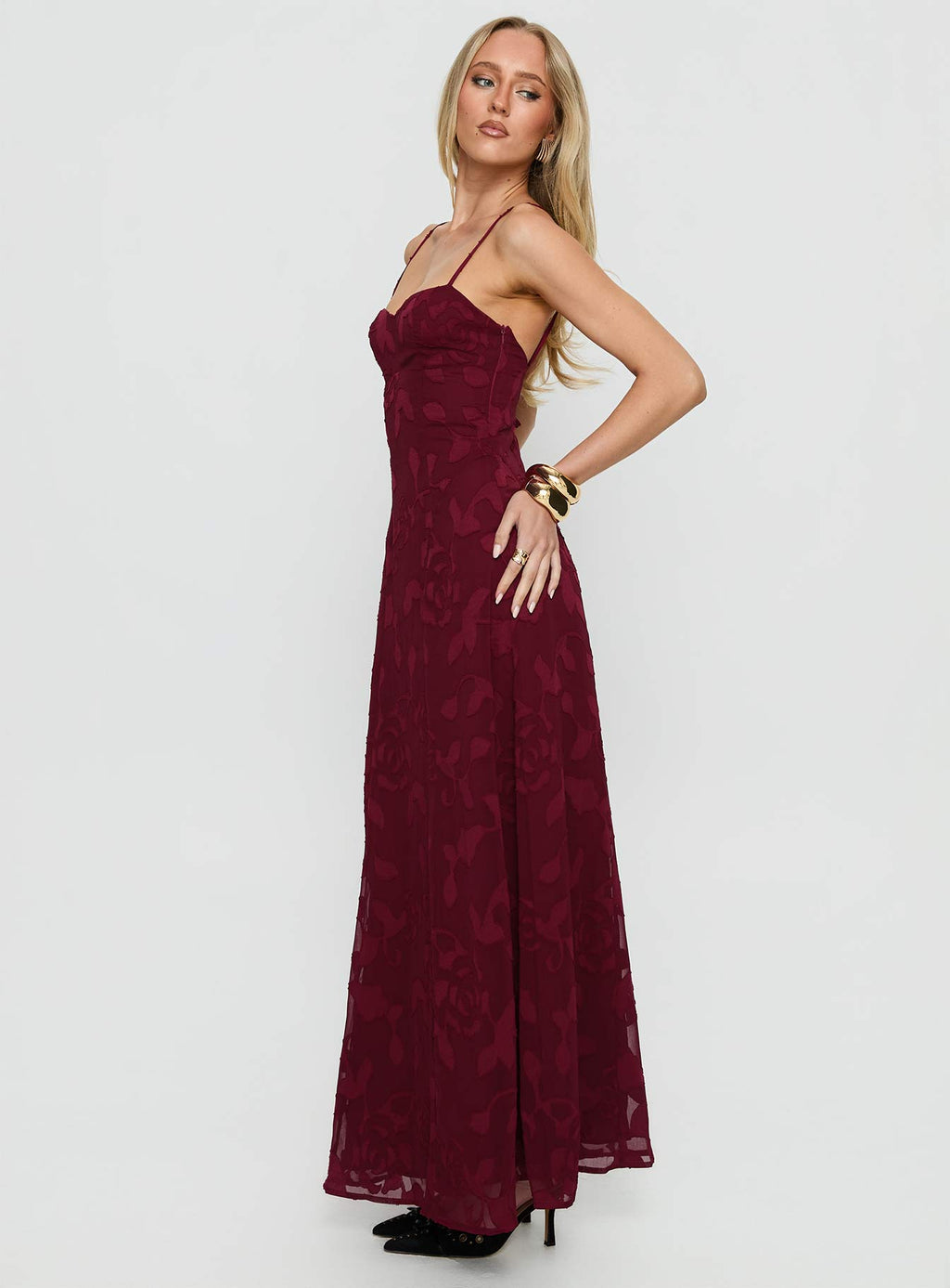 Leading Lady Sweetheart Maxi Dress Red Floral Burnout