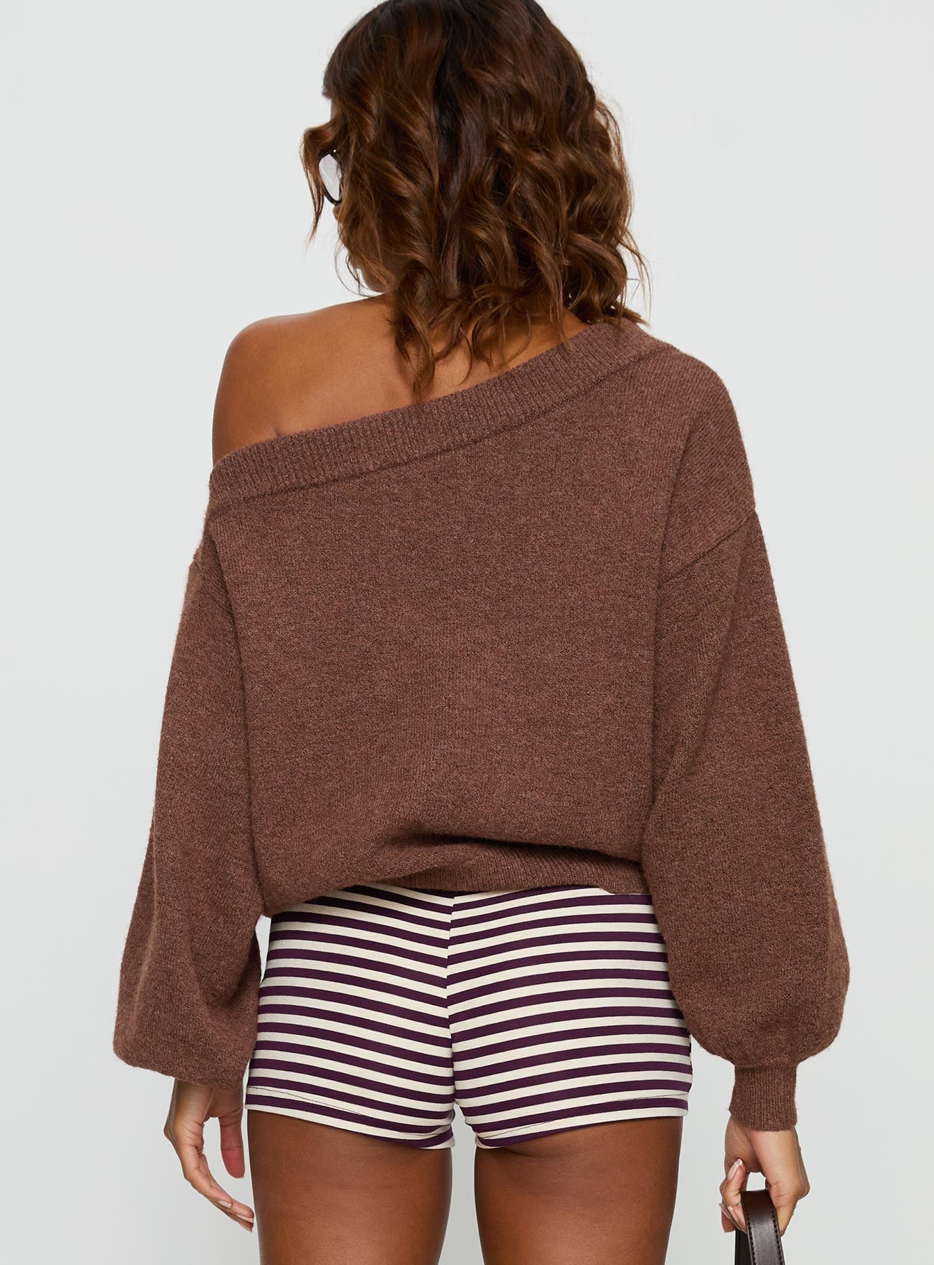 Noble Off The Shoulder Sweater Chocolate